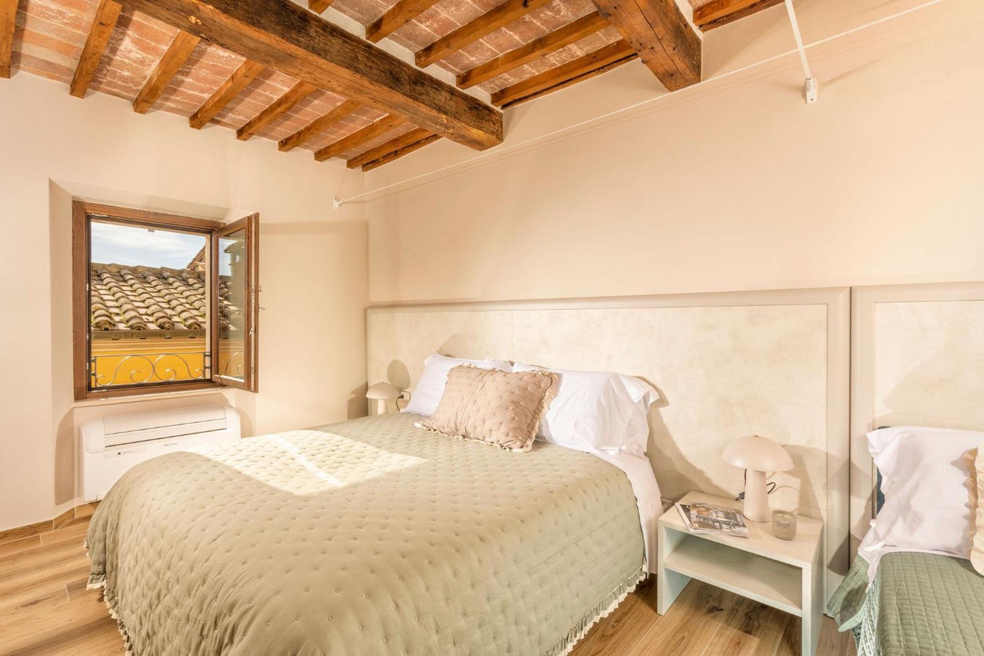 Palazzo Falcinelli Luxury Room In Montepulciano Center With Air Conditioning And Elevator Esterno foto