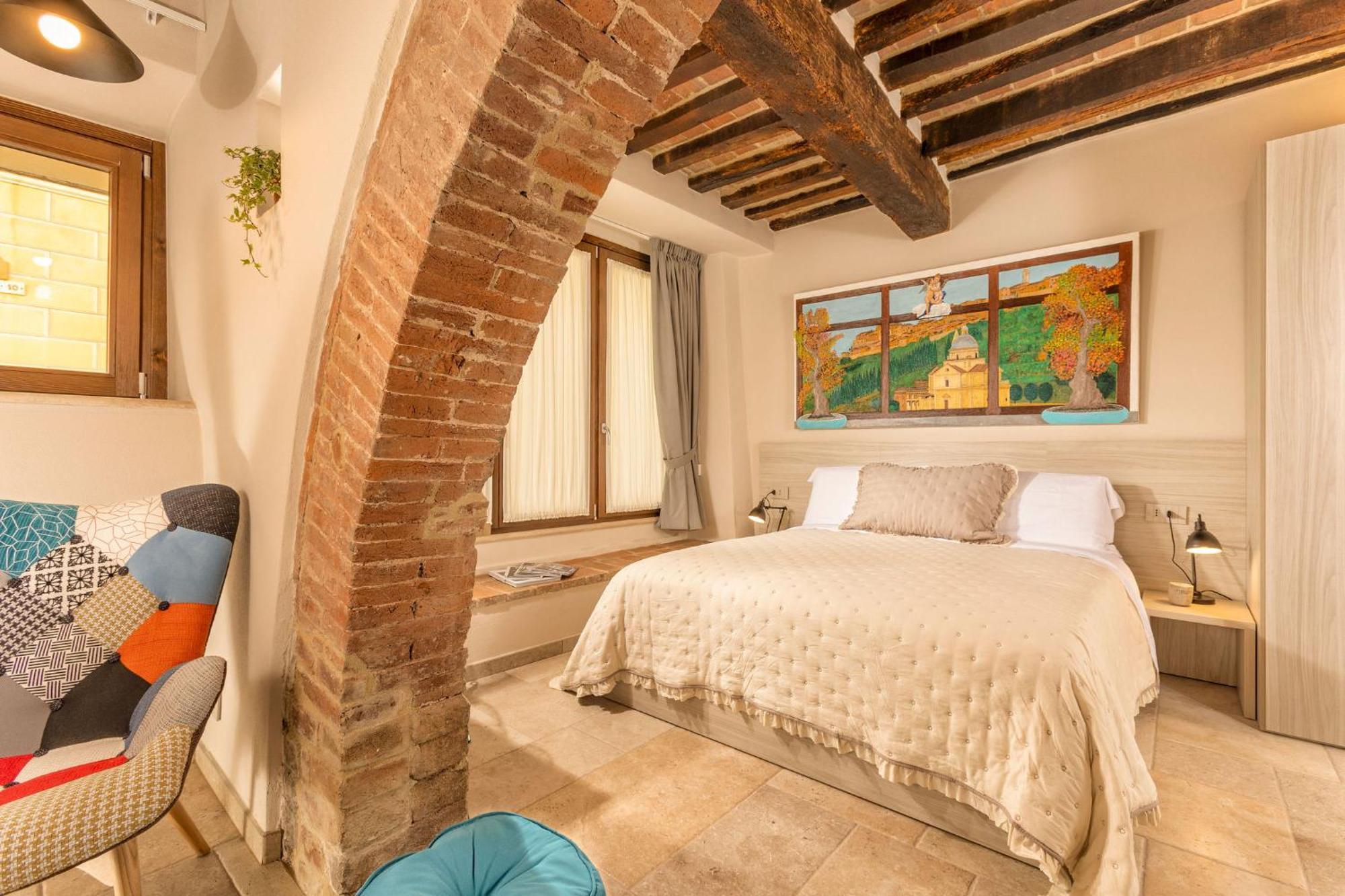 Palazzo Falcinelli Luxury Room In Montepulciano Center With Air Conditioning And Elevator Esterno foto